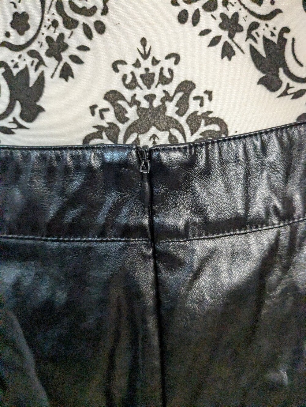 pleather skirt - Picture 4 of 6